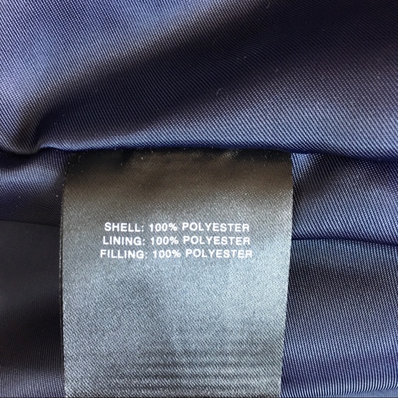 T Tahari Navy Quilted Coat Sz Medium - Picture 6 of 6